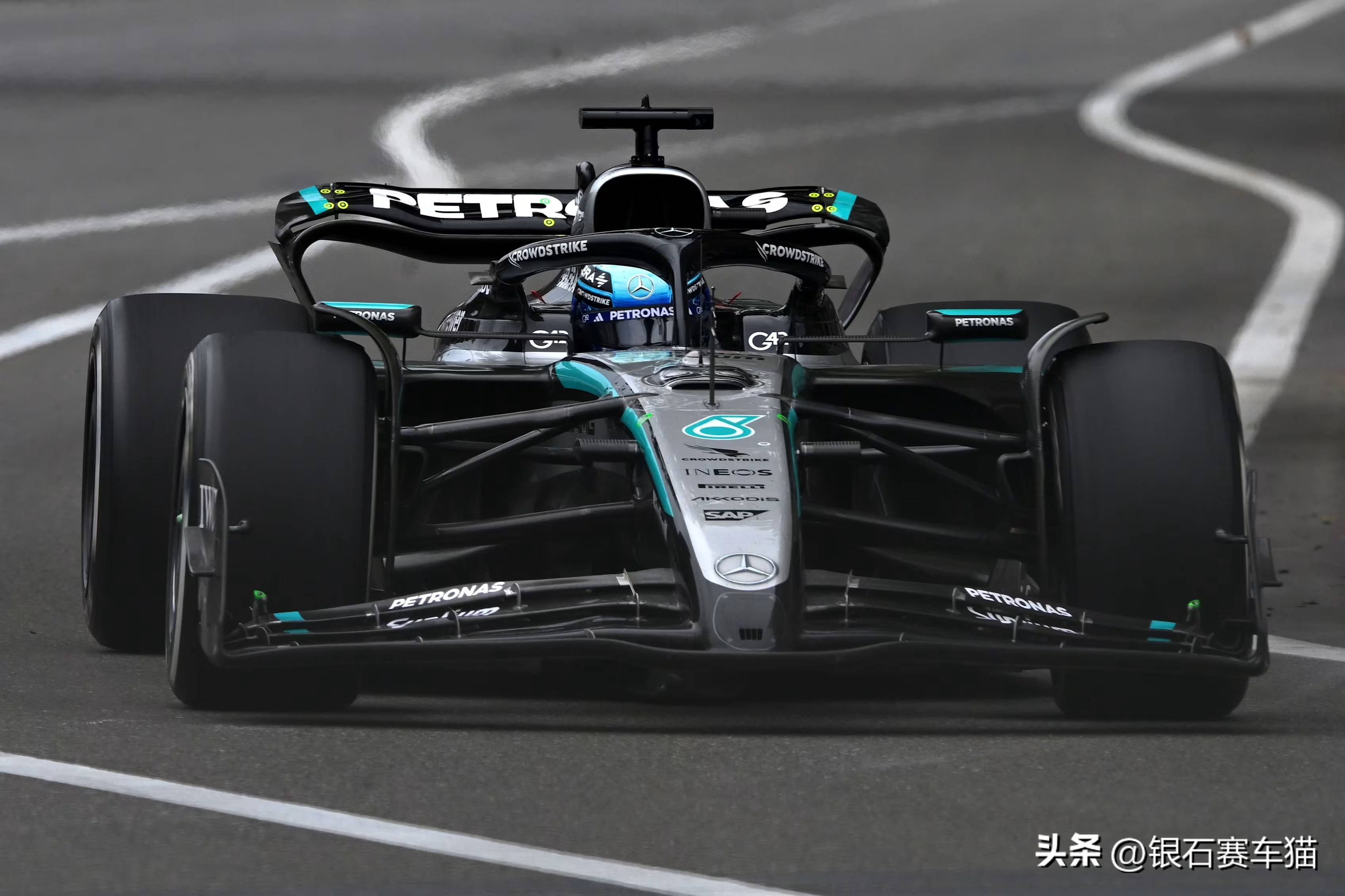 索伯车队完胜迈凯伦,塞恩斯惊艳四座 索伯车队完胜迈凯伦,塞恩斯惊艳四座