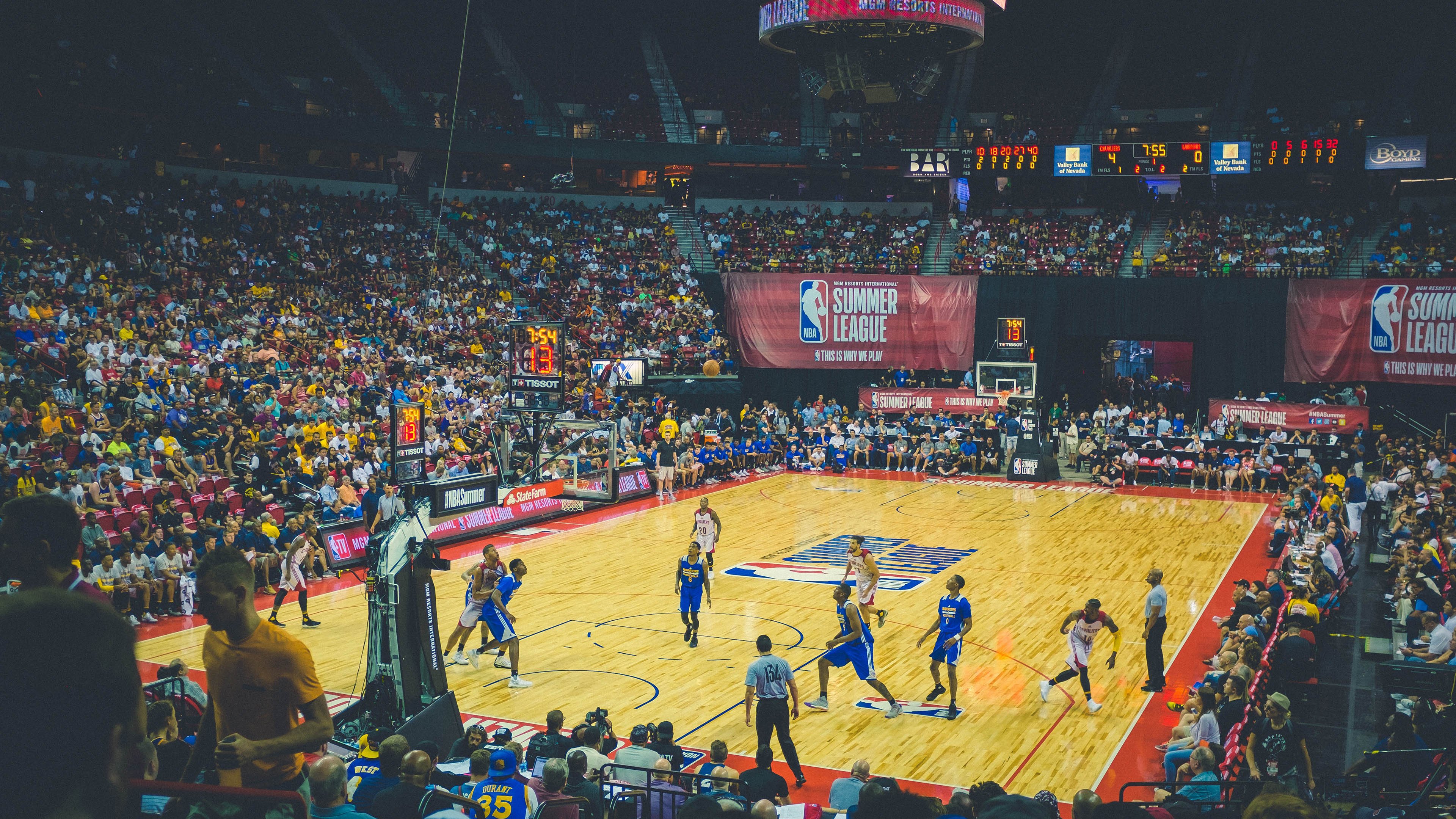 当本泽马在NBA接管比赛,一场跨越维度的加纳狂胜巴西