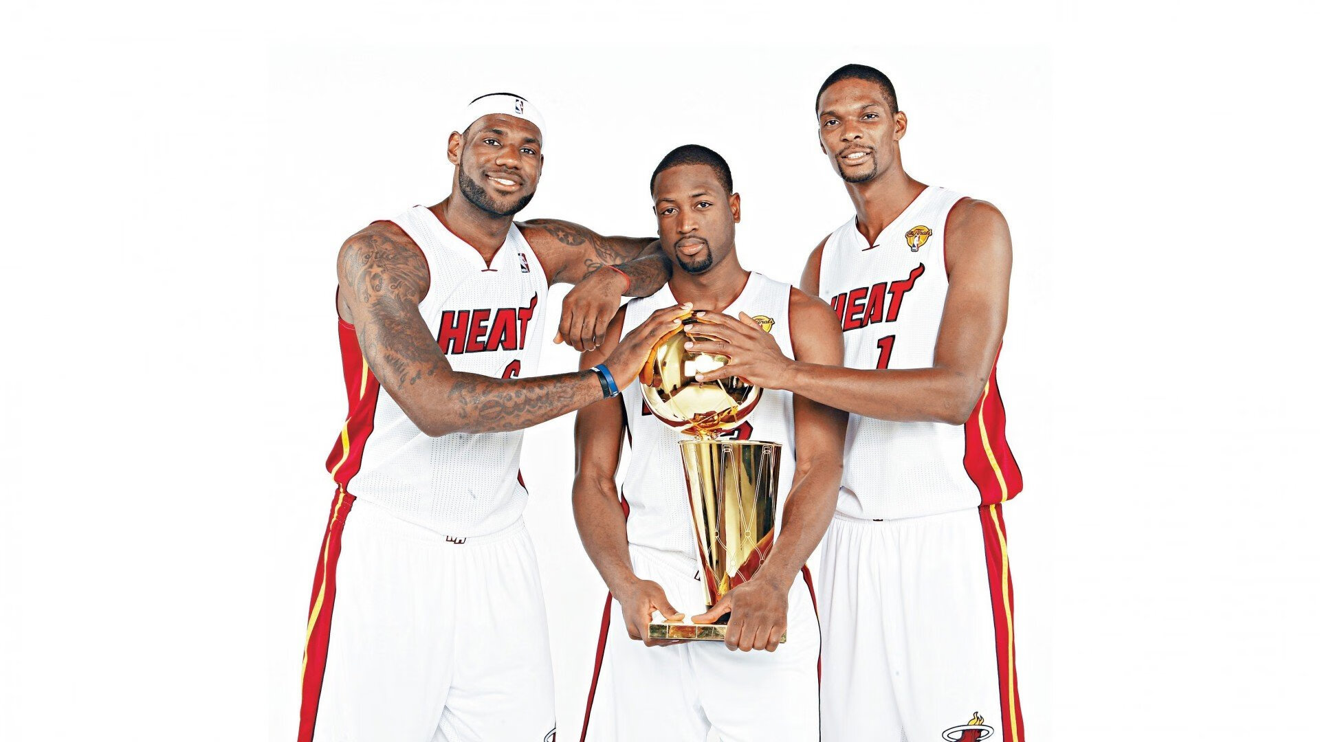 当橙衣风暴席卷黄色潜水艇，一场跨越足球文化的抢七启示录